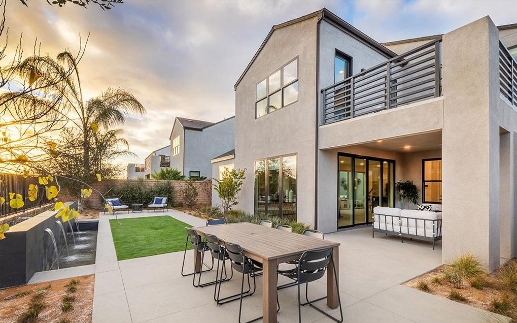 San Diego home valuation — backyard and exterior